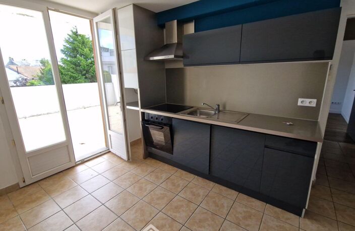 Immeuble - 166m² - La Roche-sur-Yon — photo 2