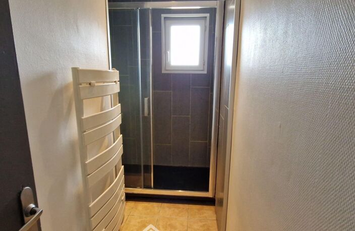 Immeuble - 166m² - La Roche-sur-Yon — photo 4