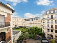 A vendre T2 dernier étage centre ville de Biarritz — photo 2
