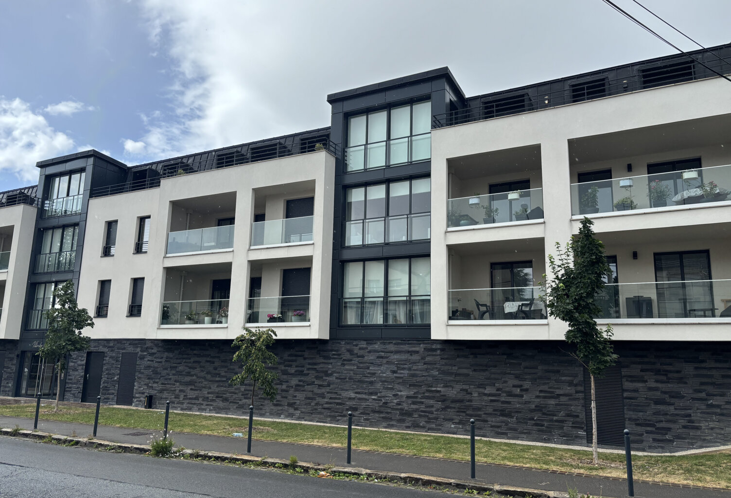 Appartement à acheter à Ste Geneviève des Bois avec FLOR'IMM — photo 1