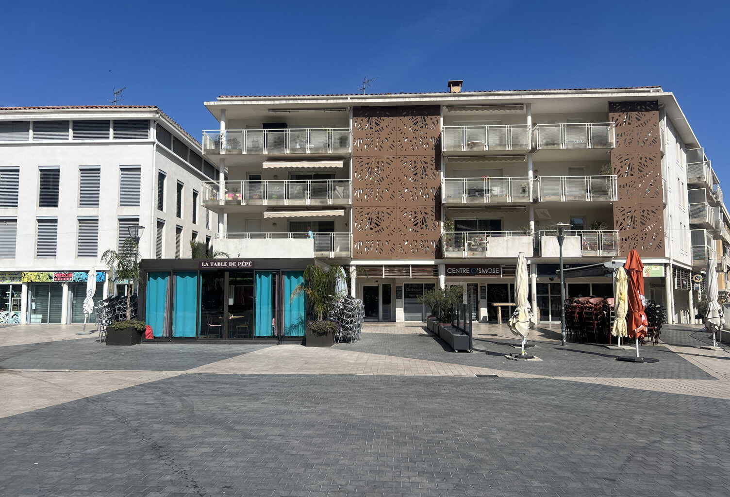 MURS COMMERCIAUX AVEC VITRINE LA VALETTE DU VAR (83160) EMPL — photo 1