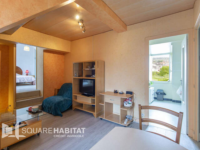 T2 à fort potentiel avec jardin -Proche Centre & Thermes — photo du bien