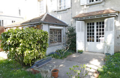 MAISON FAMILIALE EN CENTRE VILLAGE — photo du bien