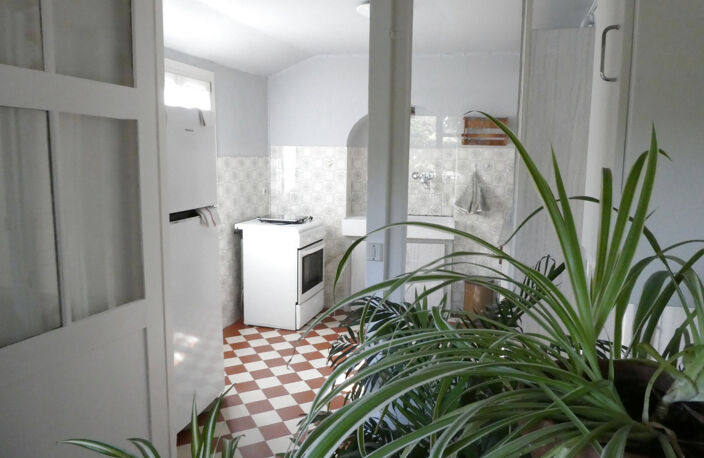 MAISON FAMILIALE EN CENTRE VILLAGE — photo 4