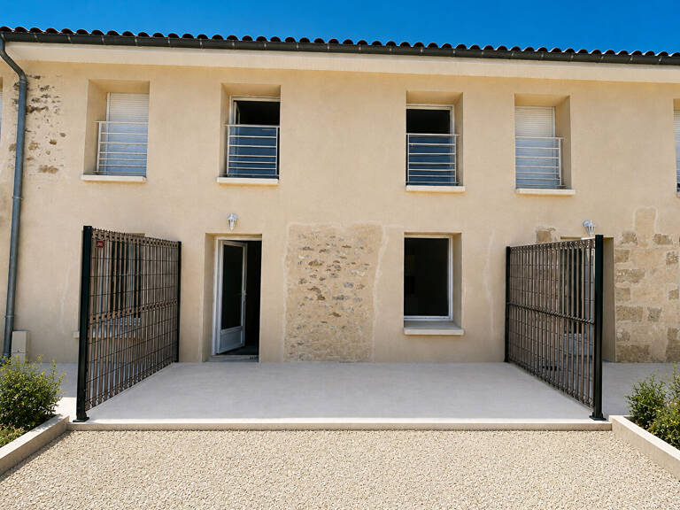 A LOUER MAISON DE TYPE 3 AVEC EXTERIEUR - SECTEUR PUGNAC — photo 1