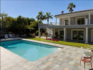 Villa grand standing  Mougins  264 m²  sur 1 644 m² — photo 2