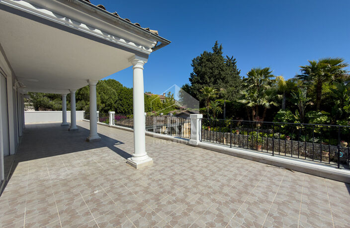 Villa grand standing  Mougins  264 m²  sur 1 644 m² — photo 4