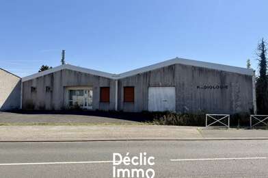 Local industriel  428000 €