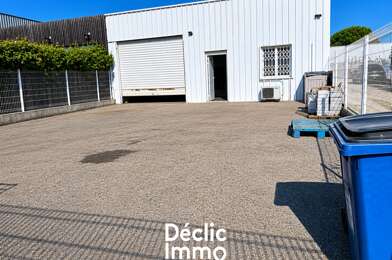 Commerce  2300 €