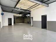 Secteur Terre de Camargue  À louer local commercial/artisanal 220 m² avec parking clos 130 m² — photo 2