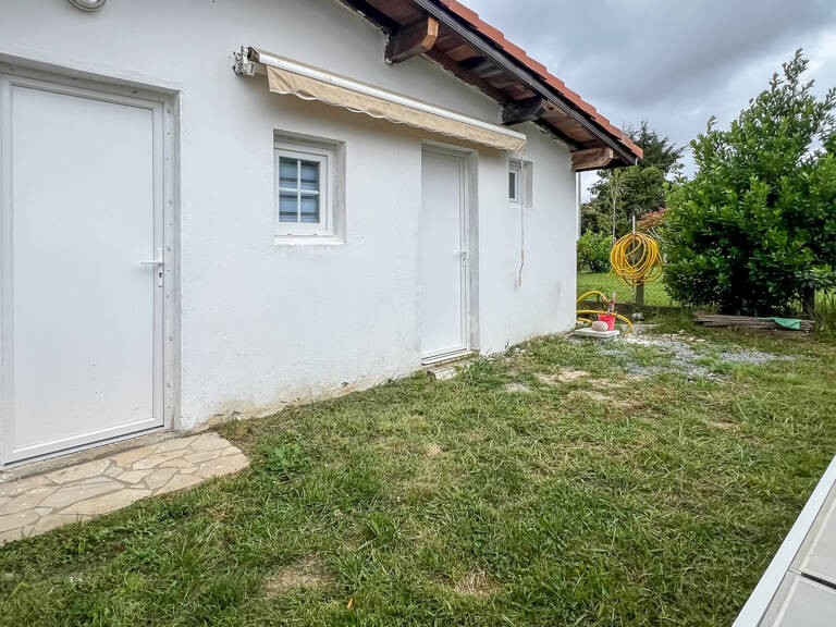 Haut Boucau - Limite Tarnos : Type 2 avec terrain de 541 m² et un fort potentiel d'évolution — photo 1