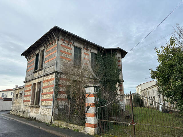 Ensemble immobilier - Rochefort 10 pièce(s) 434.40 m2 — photo du bien