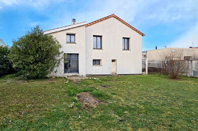 Maison 7 pièces 182320 €