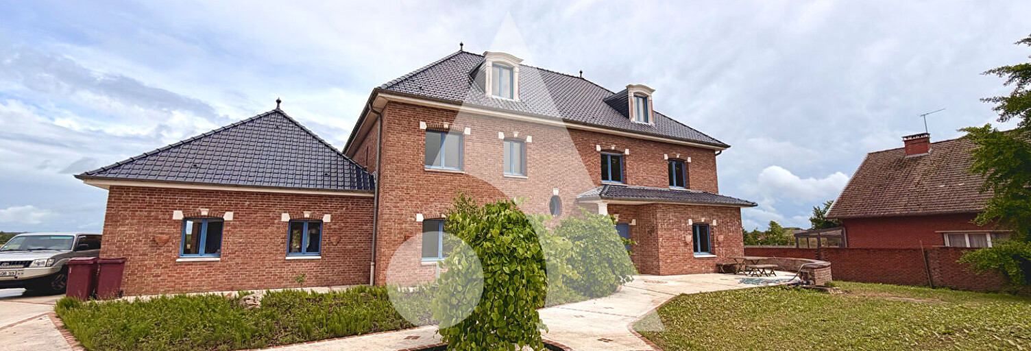 Maison 10 Pièces 354 m² à vendre à Arleux (59151)