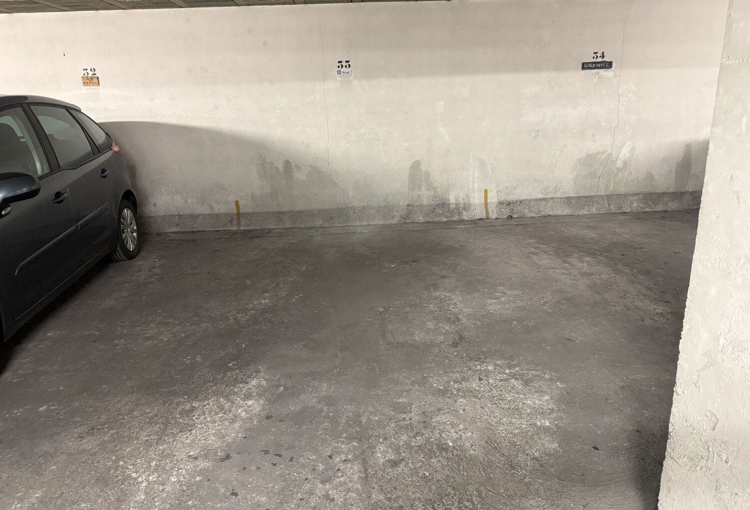 A LOUER PARKING SOUS-SOL PROCHE CROISETTE ET CARLTON — photo 1