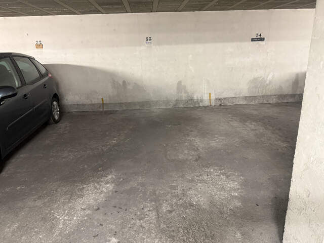 A LOUER PARKING SOUS-SOL PROCHE CROISETTE ET CARLTON — photo du bien