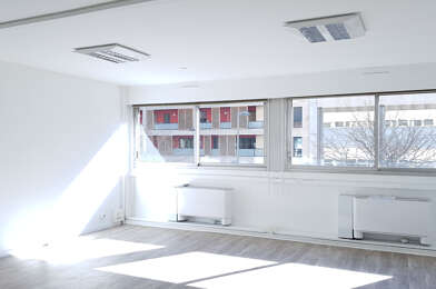 Bureau 2 pièces 1145 €