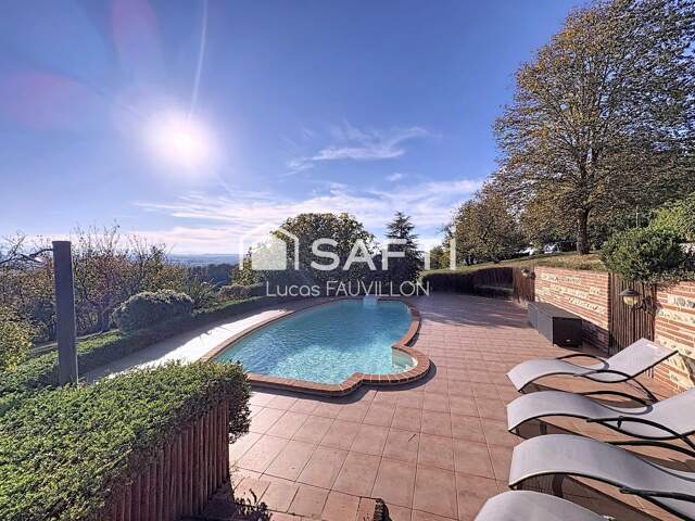 Maison de 294 m²  Vue panoramique sur les Pyrénées — photo du bien