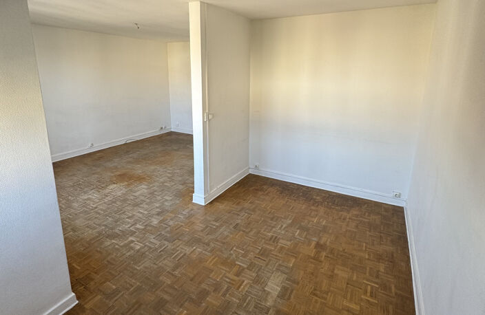 Appartement T4 à rafraichir  Villeurbanne — photo 3