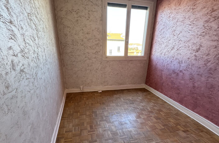 Appartement T4 à rafraichir  Villeurbanne — photo 5
