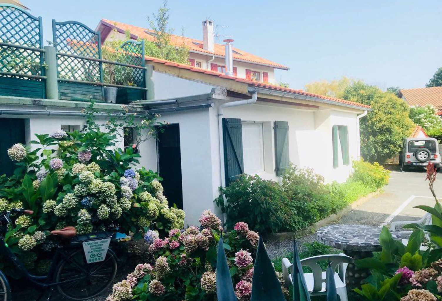 A pied des plages et des commerces ravissante maisonnette da — photo 1