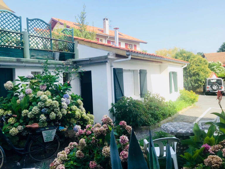 A pied des plages et des commerces ravissante maisonnette da — photo 1