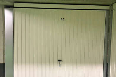 Garage  157 €