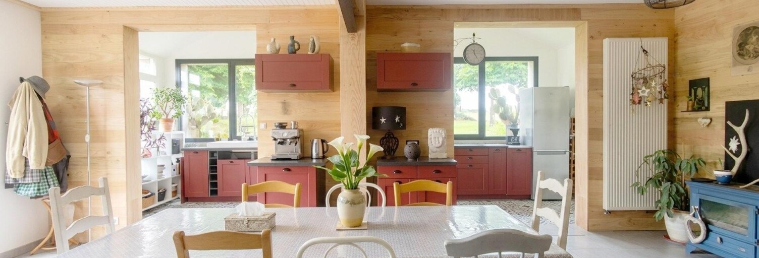 Maison 12 Pièces 240 m² à vendre à Bussac-sur-Charente (17100)
