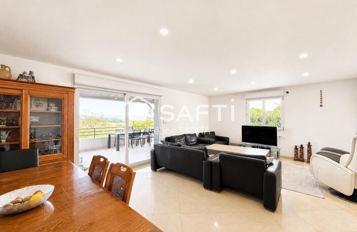 Opportunité rare à L'Isle d'Abeau avec piscine et vue dégagée — photo 2