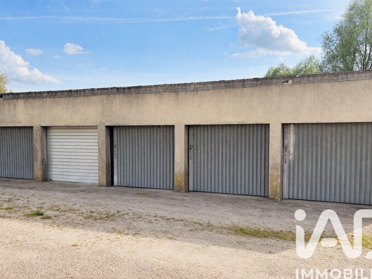 Vente Garage 18 m&sup2; — photo 1