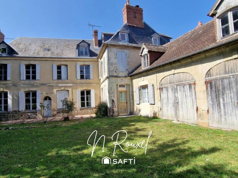 Hôtel particulier en plein cœur de bourg — photo 1
