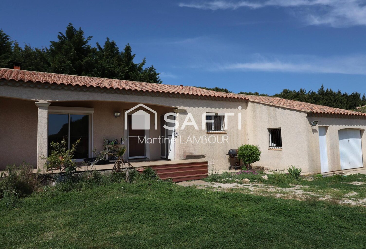 Maison T5 de plein-pied avec grand garage sur terrain plat 869 m² piscinable — photo 1
