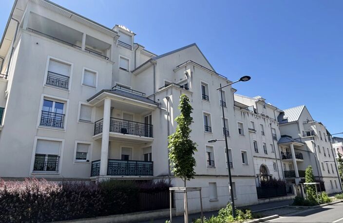 A LOUER - Appartement de 2 pièces avec PARKING — photo 2
