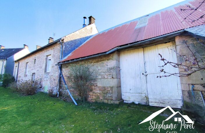 Maison avec grange et panneaux solaires à rénover - Fort potentiel ! — photo 2