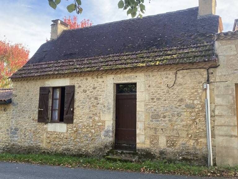 Maison en pierre de 3 pièces principales — photo 1