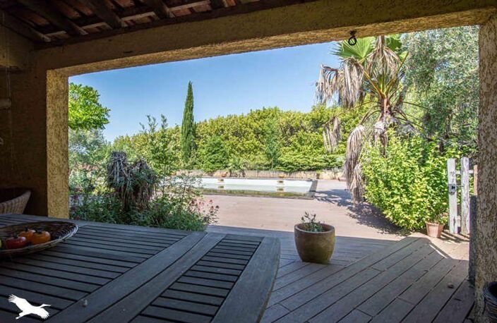 Villa de 7 pièces principales — photo 2