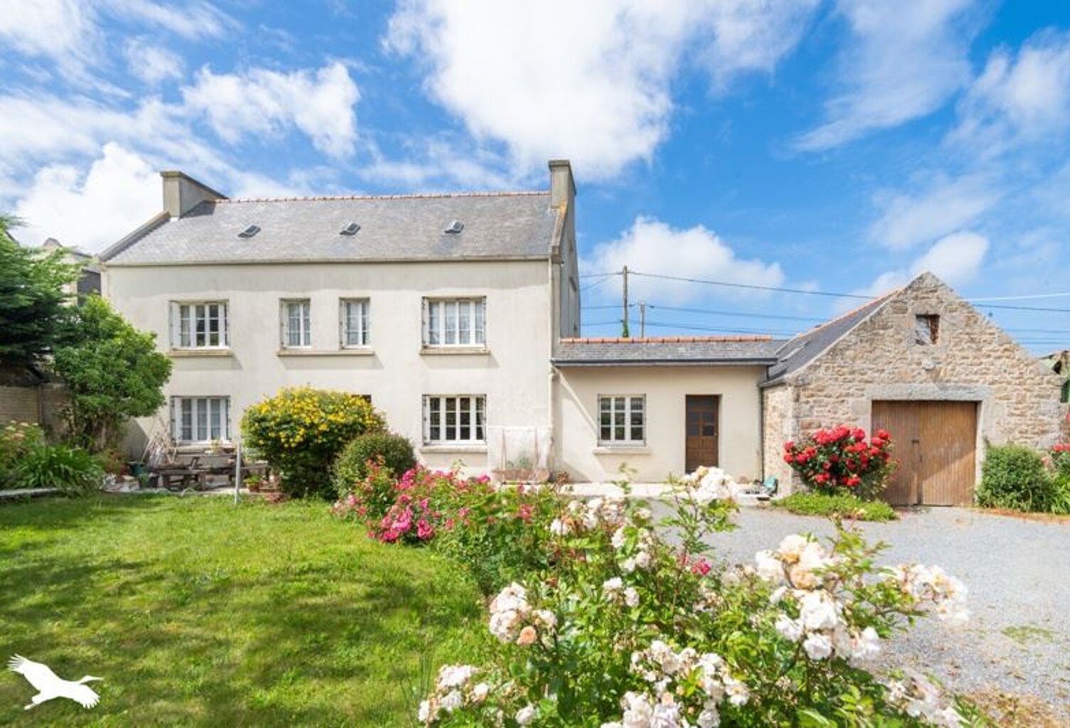 Maison en pierre de 10 pièces principales — photo 1