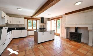 Maison 11 Pièces 390 m² à vendre à Rouillac (16170)