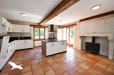 Maison 11 pièces 335703 €