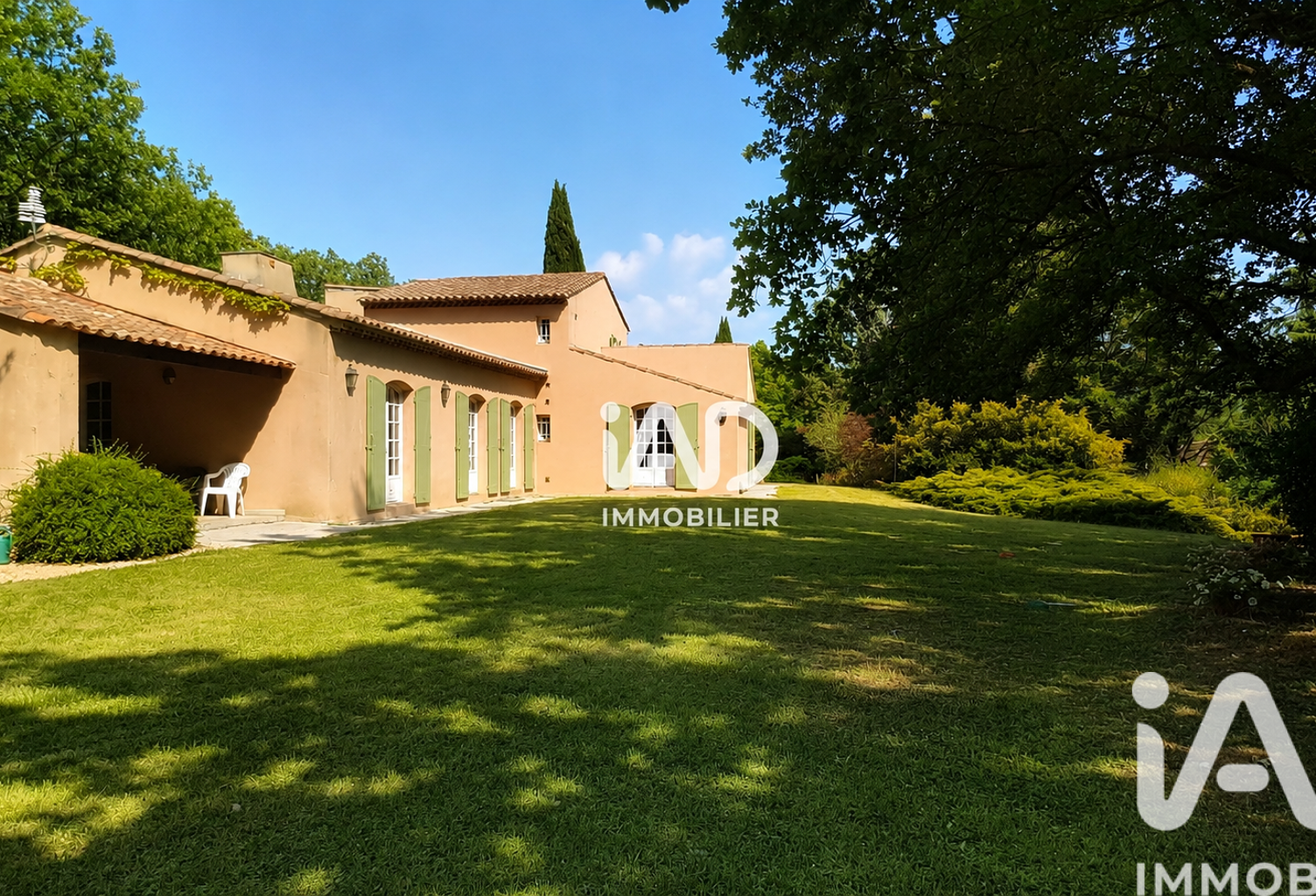 Vente Maison/villa 11 pièces — photo 1