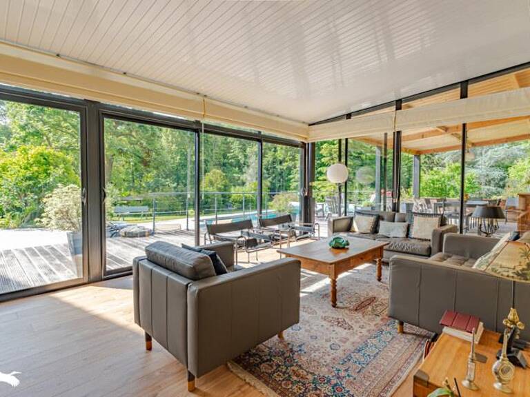 Maison en pierre de 7 pièces principales — photo 1
