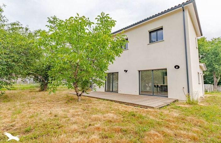 Contemporaine de 5 pièces principales — photo 2