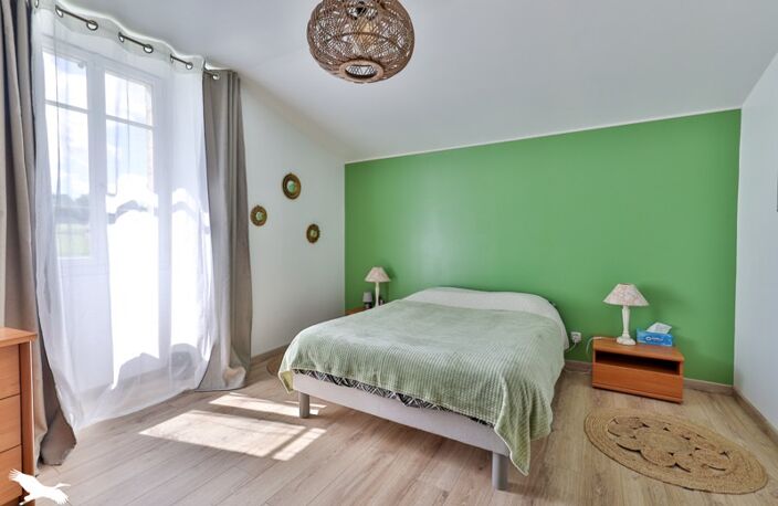 Maison en pierre de 6 pièces principales — photo 5