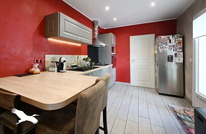 Maison en pierre de 3 pièces principales — photo 3