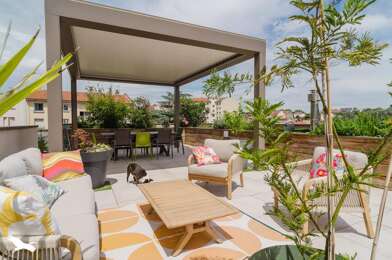 Appartement 4 pièces 864392 €