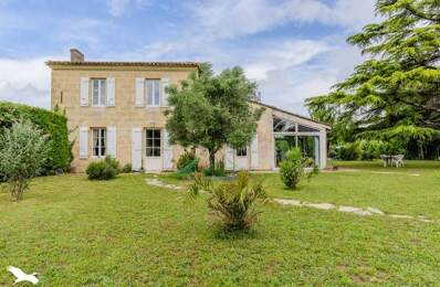 Maison en pierre de 7 pièces principales — photo du bien