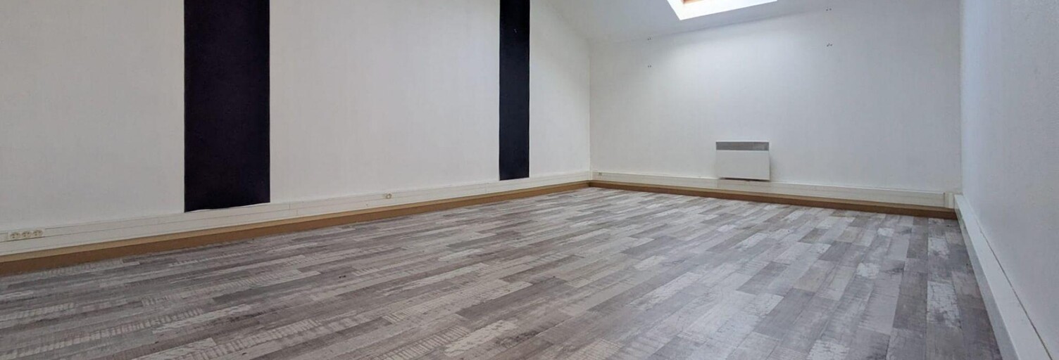 Bureau  23 m² à louer à Varennes-sur-Seine (77130)