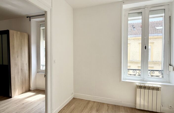 Vente Appartement 3 pièces — photo 2