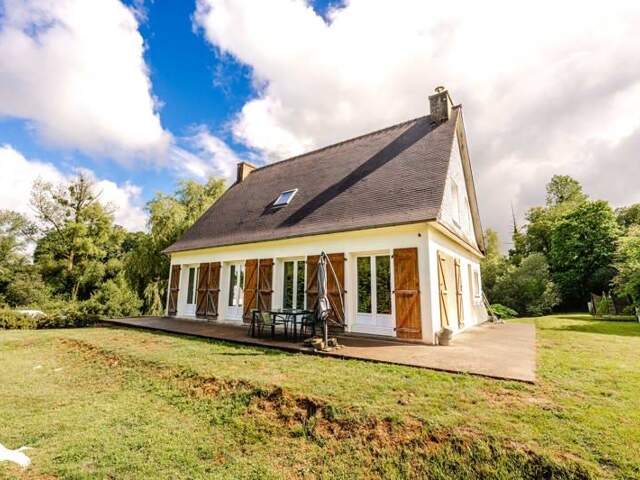 Maison 5 pièces 145 m² à Spézet — photo du bien