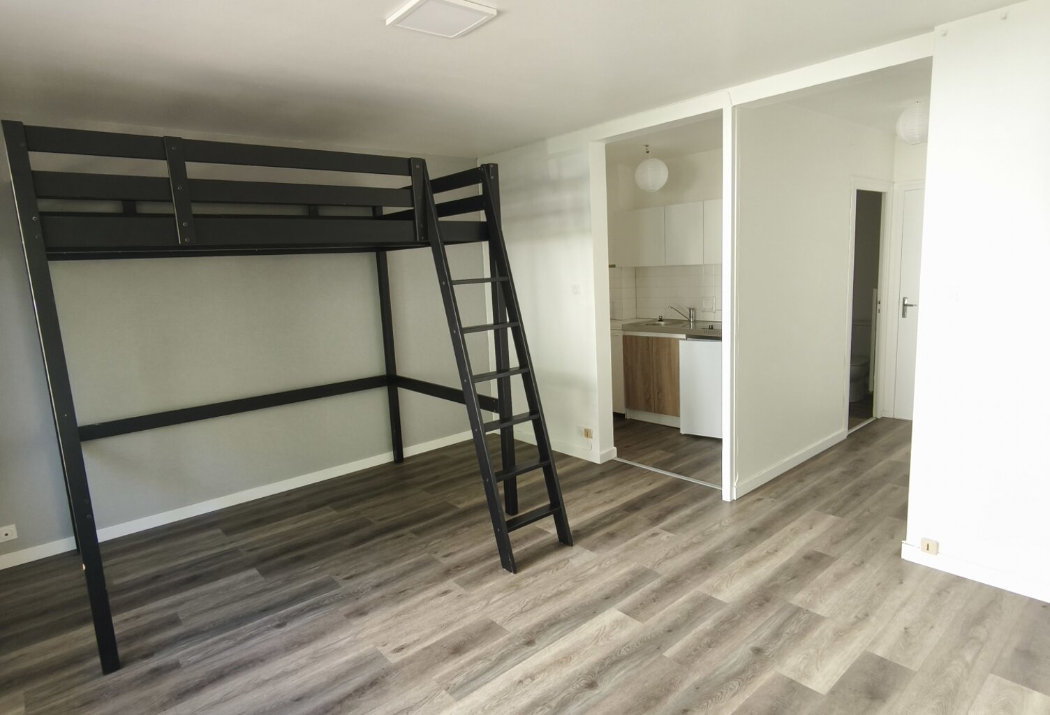 Vente Studio 1 pièce — photo 1